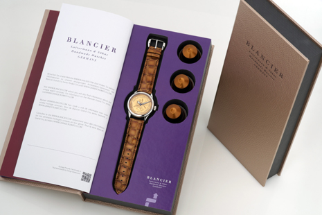 het Nespresso horloges in de verpakking - klik aan voor een grotere afbeelding