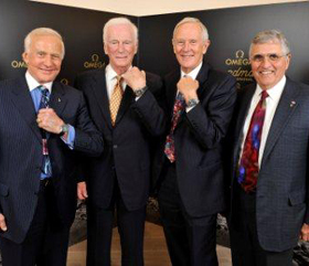 vlnr: Astronauten Buzz Aldrin, Eugene Cernan, Charles Duke en Harrison Schmitt