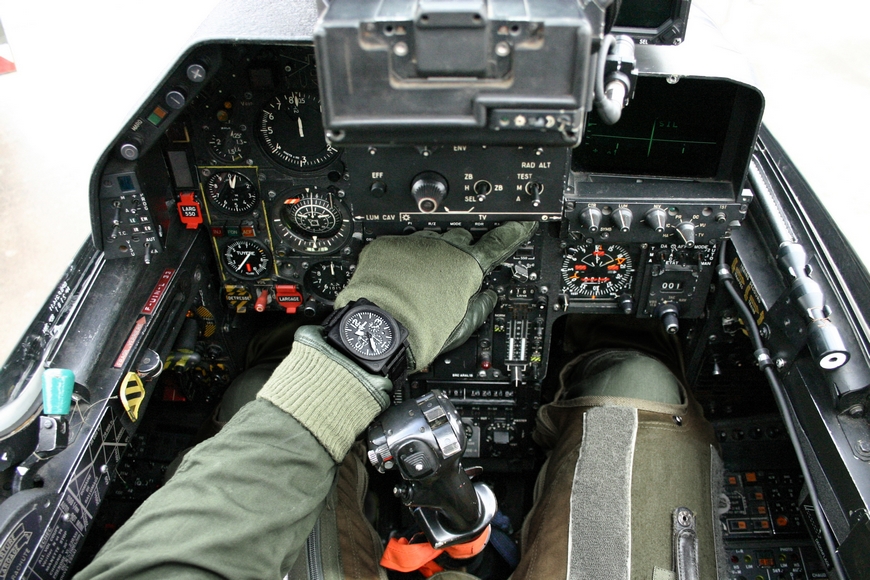 Bell-and-Ross-BR01-94-cockpit