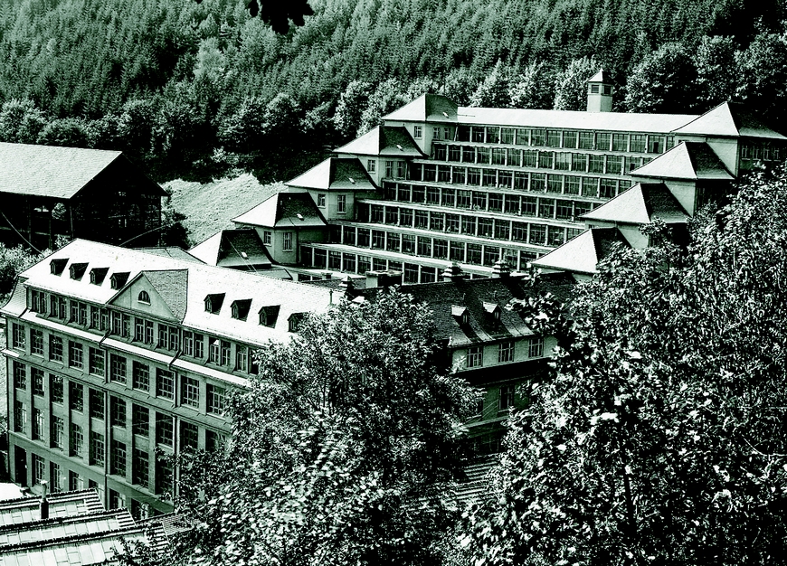 Junghans-fabrieken-1918 Terrassenbau_fertig