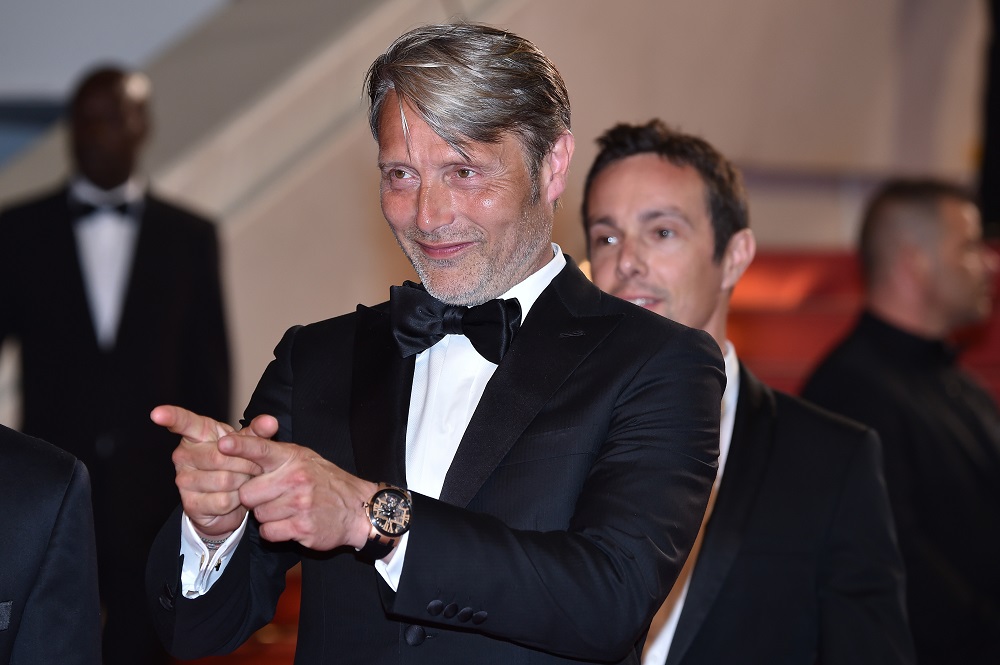 Mads Mikkelsen met zijn Ulysse Nardin tijdens het filmfestival in Cannes )Foto: Dominique Charriau/WireImage)