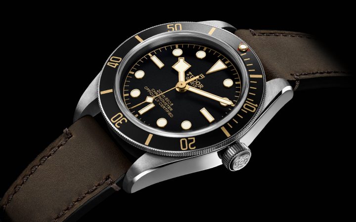 Tudor Heritage Black Bay Fifty-Eight 39 mm met leren band