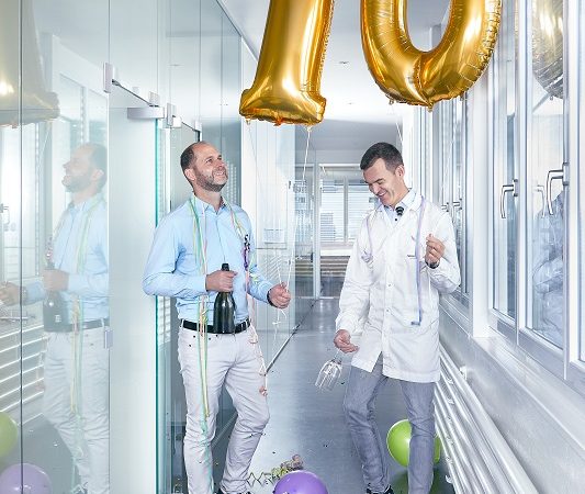 De Armin Strom Minute Repeater Resonance